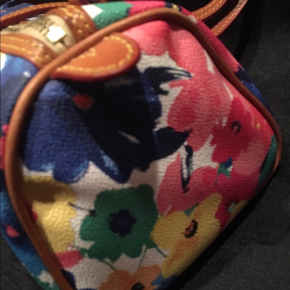 Dooney & Bourke colorful duffle tote bag - Picture 5 of 8